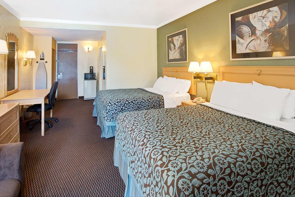 Quality Inn Gastonia Ngoại thất bức ảnh